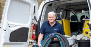 How Small Businesses in the UK Can Manage Jobs More Efficiently